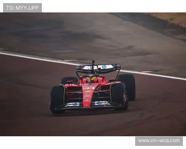 汉密尔顿合同前景不明,拉塞尔或成法拉利未来车手市场关键目标 汉密尔顿合同前景不明,拉塞尔或成法拉利未来车手市场关键目标