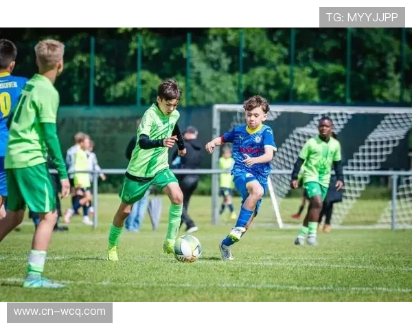 德甲青训学院开放日,千名少年参与选拔 德甲青训学院开放日,千名少年参与选拔