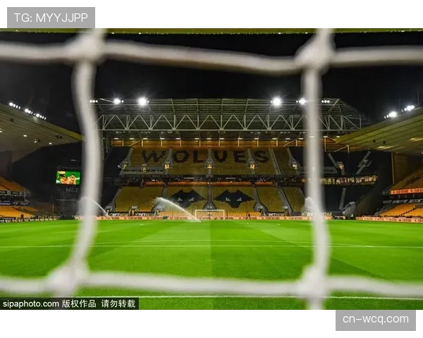 曼联4-4伯恩茅斯：英超进球大战平局收场，克鲁皮第85分钟扳平